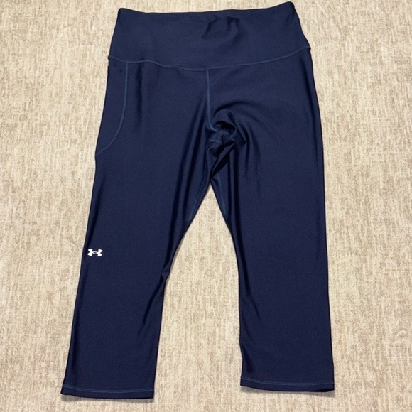 1X Under Armour Leggings Navy Blue Womens Compression Heat gear Capri - Picture 2 of 5